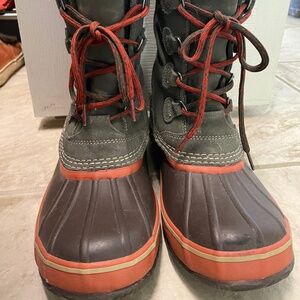 LLBean, kids size 6, snow boots